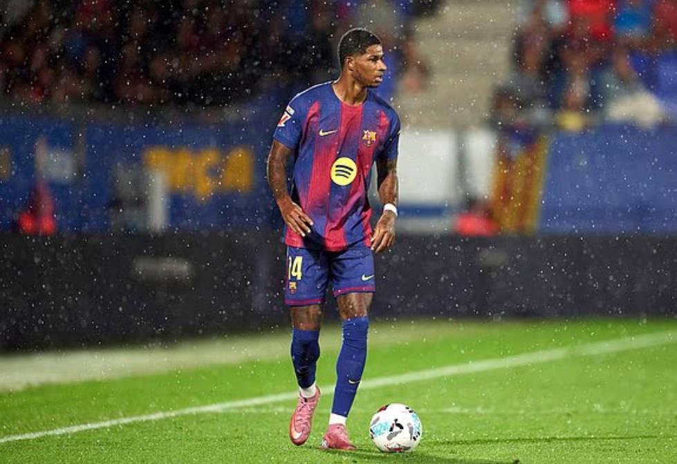 世体：拉什福德买断条款6月才到期，若激活将分3年付3000万欧