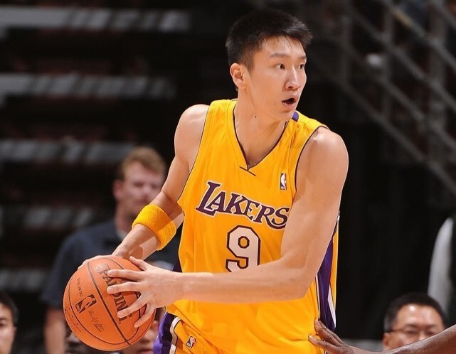 PG游戏下载-中国球员NBA单场最高分：周琦6分，杨瀚森9分，姚明纪录天花板|王治郅|中国篮球|波特兰开拓者队|内线_新浪体育_新浪新闻